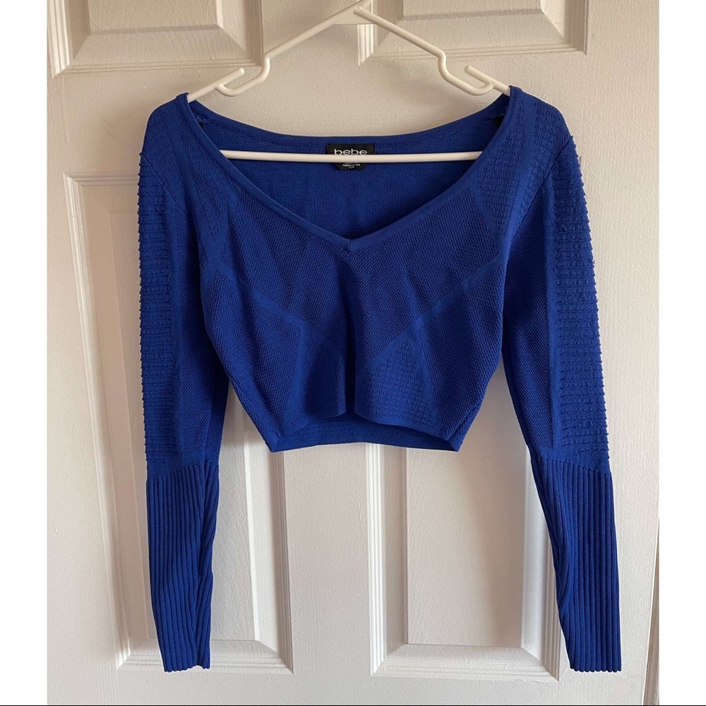 Bebe long sleeve knit crop top